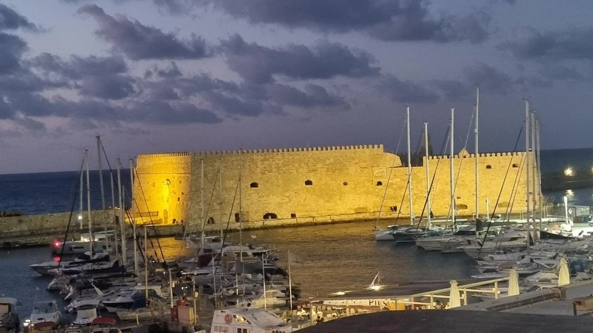 Portview Casa Neoria Apartment Heraklion